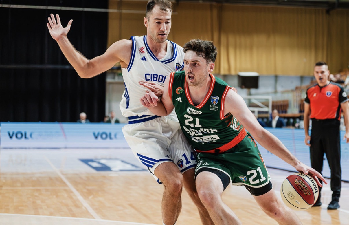 Cedevita Olimpija zapravila prednost in po dramatični končnici klonila na Pecari